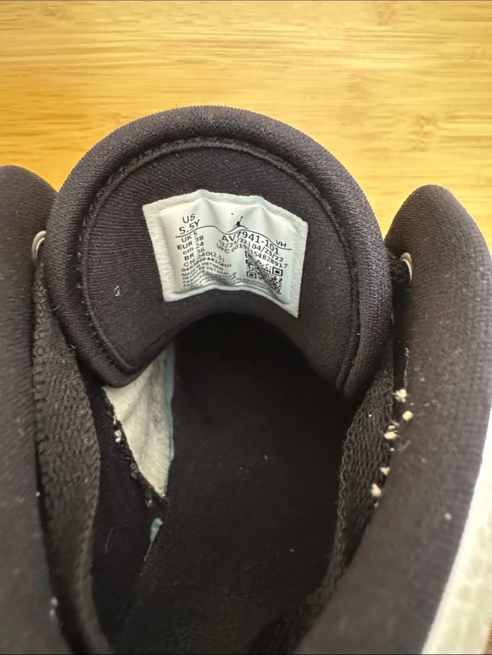 Nike Air Jordan Access